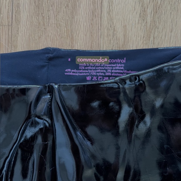 Revolve Commando Patent Leggings size SMALL - Picture 7 of 7